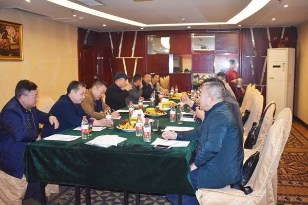 董事会2.JPG